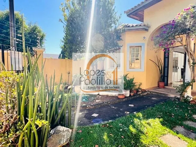 Casa com 500m² 3 quartos e 4 banheiros, à venda, no bairro Vila Petrópolis em Atibaia