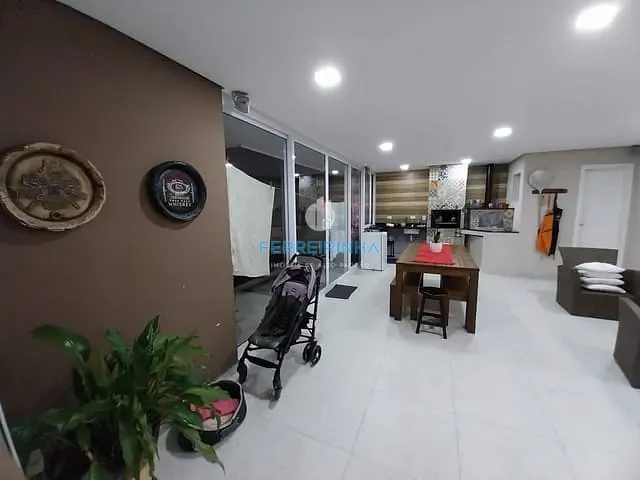 Casa com 250m² 5 quartos e 6 banheiros, à venda, no bairro Urbanova em São José dos Campos