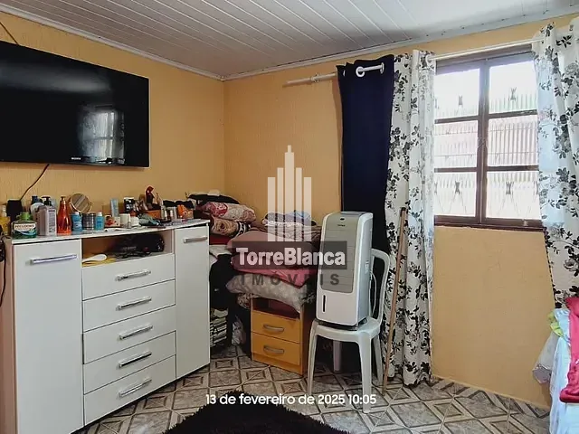 Casa com 144m² 2 quartos e 2 banheiros, à venda, no bairro Uvaranas em Ponta Grossa