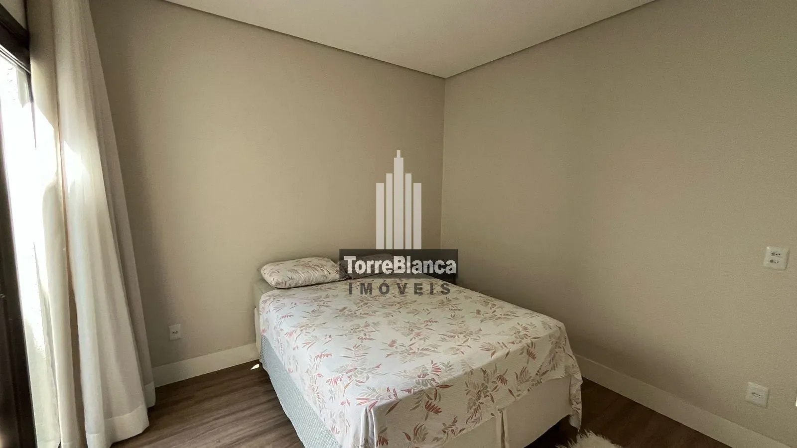 Casa, 3 quartos, 143 m² - Foto 2