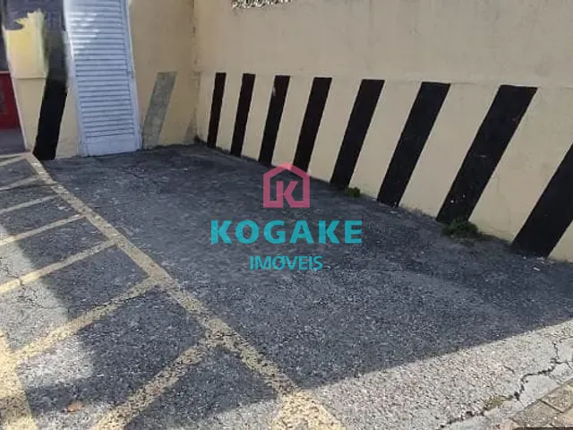 Casa com 260m², para alugar, no bairro Vila Ema em São José dos Campos