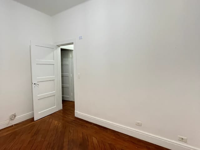 Casa 2 quartos e 2 banheiros, para alugar, no bairro Jardim Portal I e II em São Paulo