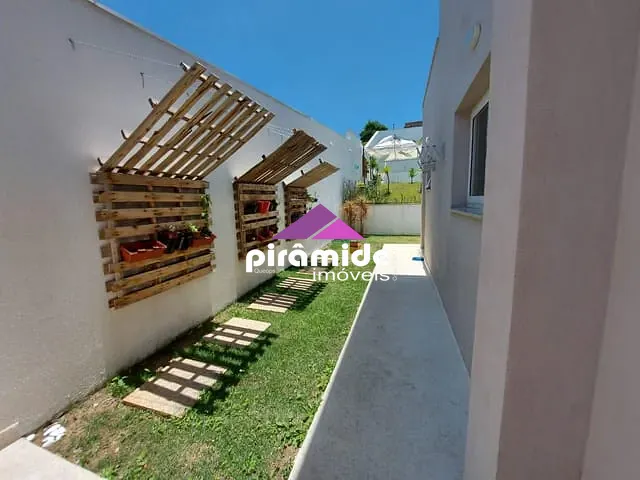 Casa com 900m² 5 quartos e 6 banheiros, à venda, no bairro Condomínio Reserva do Paratehy em São José dos Campos