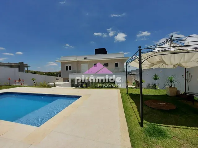 Casa com 900m² 5 quartos e 6 banheiros, à venda, no bairro Urbanova em São José dos Campos