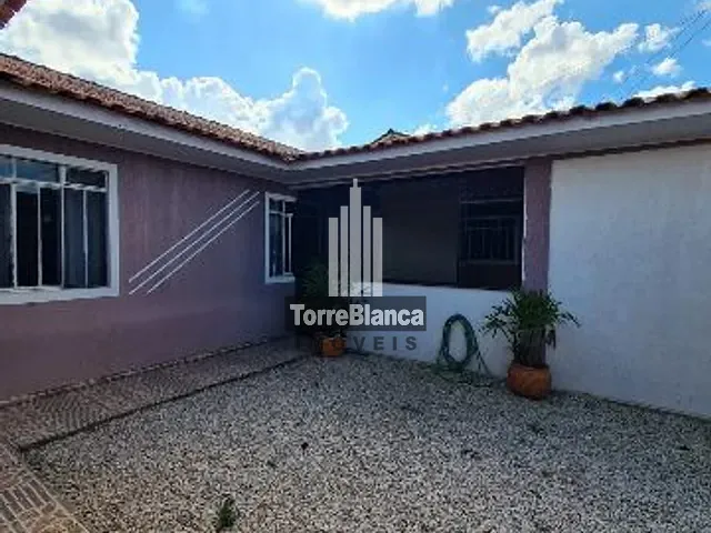 Casa com 276m² 3 quartos e 2 banheiros, à venda, no bairro Cará-Cará em Ponta Grossa