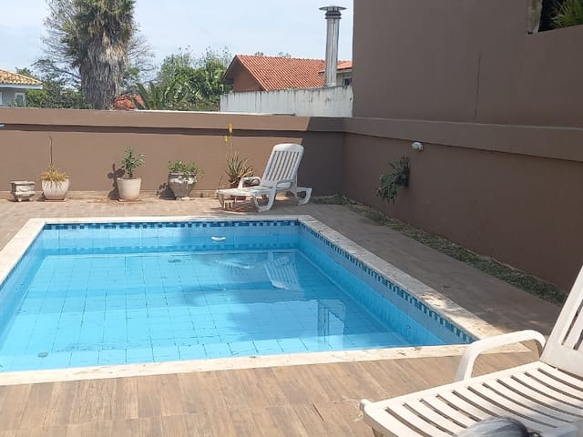 Casa com 450m² 4 quartos e 6 banheiros, à venda, no bairro Alphaville em Santana de Parnaíba