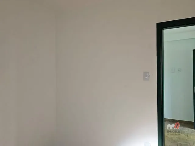 Casa 2 quartos e 1 banheiro, para alugar, no bairro Mosela em Petrópolis