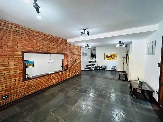 Casa com 617m² 5 quartos e 5 banheiros, à venda, no bairro Além Ponte em Sorocaba