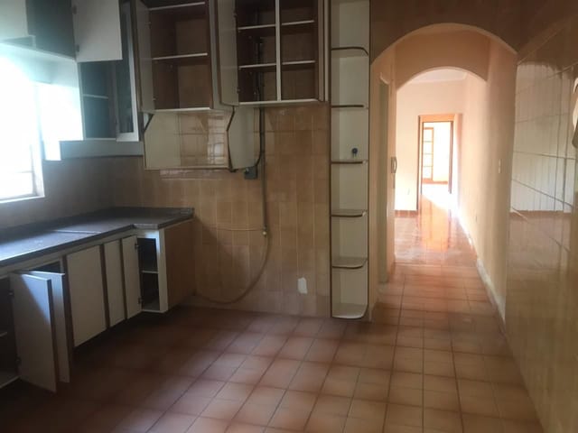 Casa com 150m² 2 quartos e 1 banheiro, para alugar, no bairro Ayrosa em Osasco