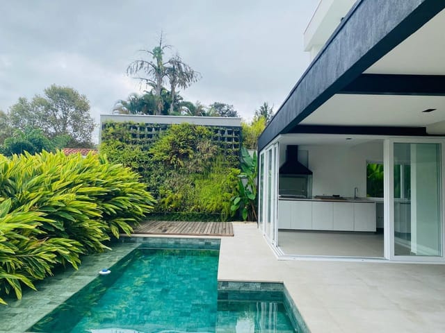 Casa com 560m² 4 quartos e 7 banheiros, à venda, no bairro Alphaville Residencial Um em Barueri