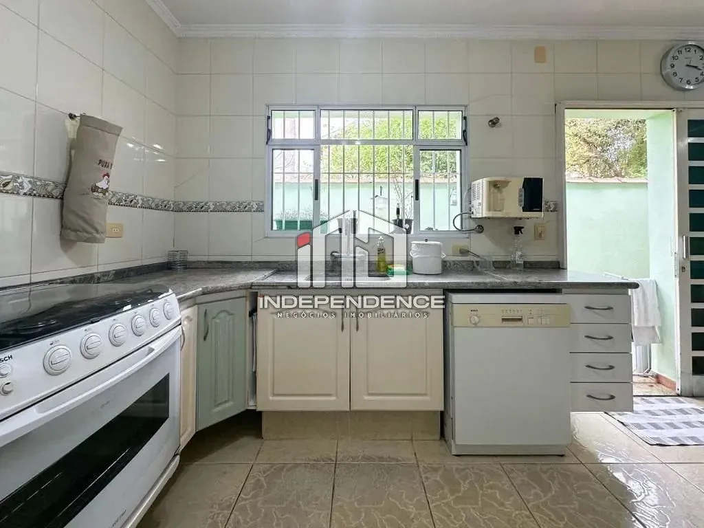 Casa, 3 quartos, 218 m² - Foto 56