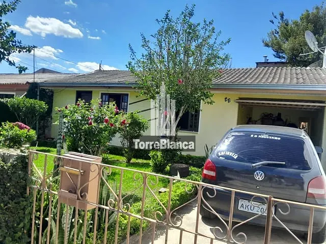 Casa com 275m² 3 quartos e 1 banheiro, à venda, no bairro Colônia Dona Luiza em Ponta Grossa