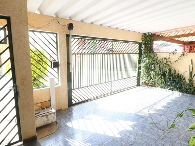 Casa com 188m² 4 quartos e 5 banheiros, à venda, no bairro Bortolândia em São Paulo