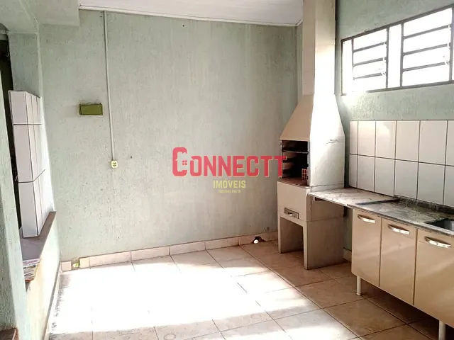 Casa com 200m² 5 quartos e 3 banheiros, à venda, no bairro Presidente Dutra em Ribeirão Preto