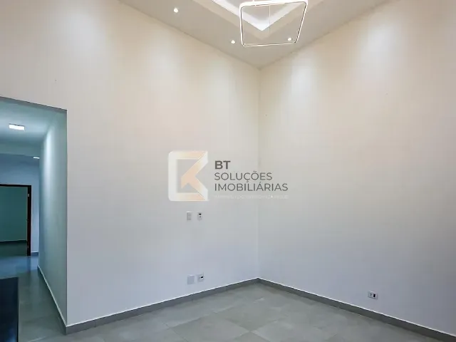Casa com 150m² 3 quartos e 2 banheiros, à venda, no bairro Jardim Bom Sucesso em Indaiatuba