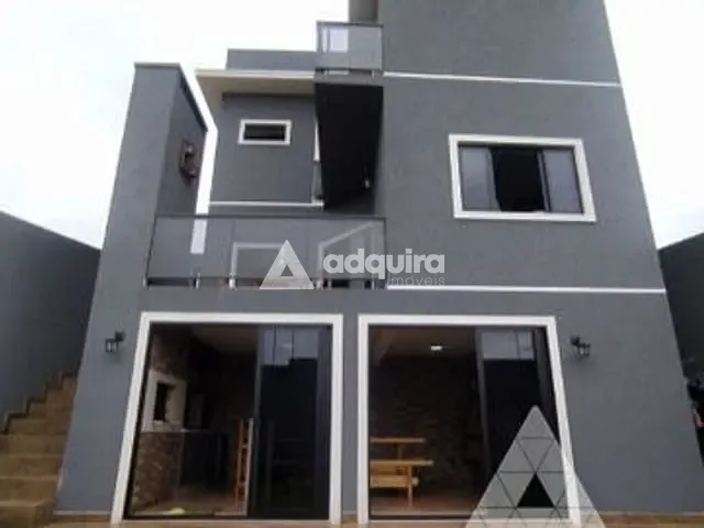 Casa 3 quartos e 4 banheiros, à venda, no bairro Cará-cará em Ponta Grossa