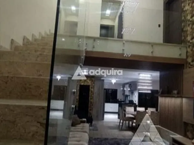 Casa 3 quartos e 4 banheiros, à venda, no bairro Cará-cará em Ponta Grossa