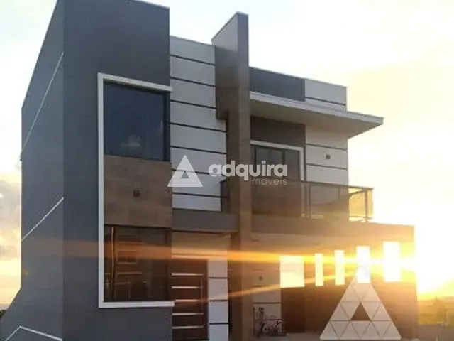 Casa 3 quartos e 4 banheiros, à venda, no bairro Cará-cará em Ponta Grossa