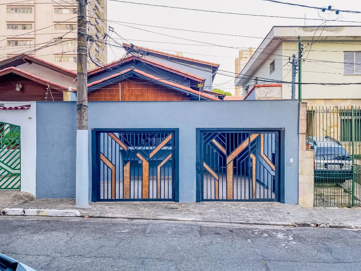 Casa para venda em Vila Clementino com 4 quartos, sendo 1 suíte, 194m²