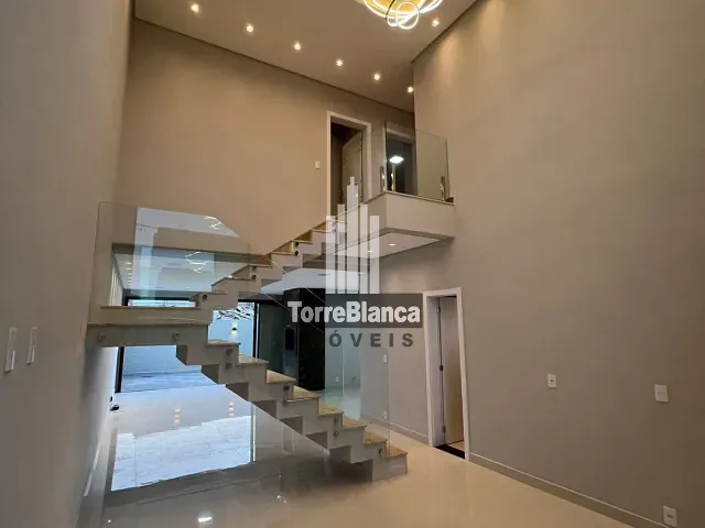 Casa 3 quartos e 4 banheiros, à venda, no bairro Contorno em Ponta Grossa