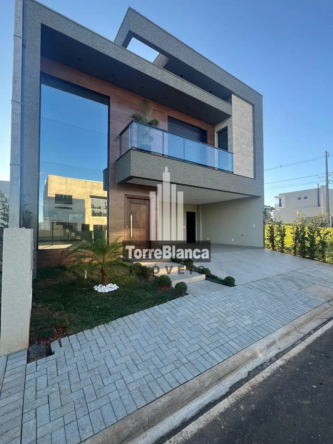 Casa, 3 quartos, 195 m² - Foto 1