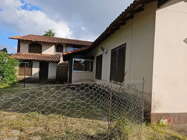 Casa com 3500m², à venda, no bairro Quarteirão Ingelheim em Petrópolis