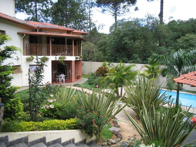 Casa com 940m² 4 quartos e 4 banheiros, à venda, no bairro Pinheiros Tênis Village em Cotia