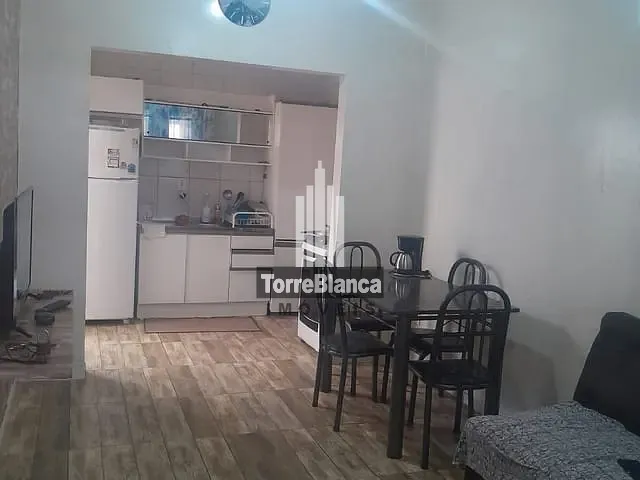 Casa com 82m² 2 quartos e 1 banheiro, à venda, no bairro Uvaranas em Ponta Grossa