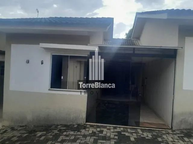 Casa com 82m² 2 quartos e 1 banheiro, à venda, no bairro Uvaranas em Ponta Grossa