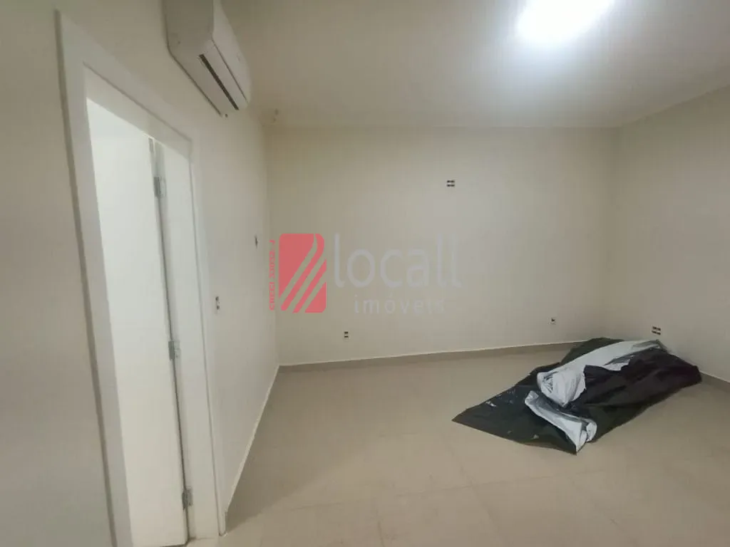 Casa com 1 quarto para aluguel, 460m² — foto 24 de 47