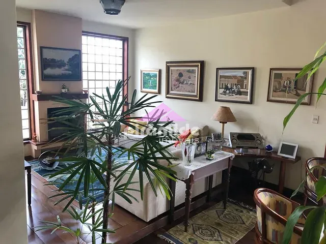 Casa com 400m² 3 quartos e 6 banheiros, à venda, no bairro Jardim Esplanada em São José dos Campos