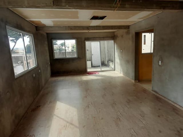 Casa com 380m² 4 quartos e 1 banheiro, à venda, no bairro Jardim Paraíso em Barueri