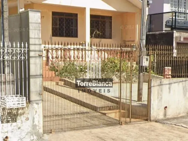 Casa com 330m² 2 quartos e 1 banheiro, à venda, no bairro Nova Rússia em Ponta Grossa
