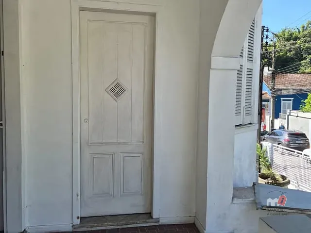 Casa para alugar, no bairro Centro em Petrópolis