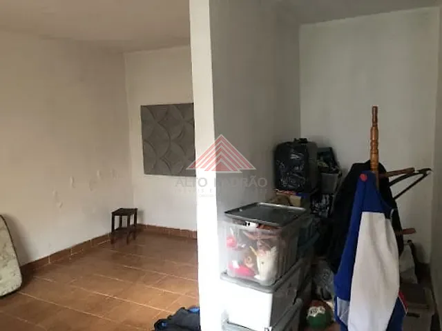 Casa com 110m² 3 quartos e 2 banheiros, à venda, no bairro Vila Emílio em Mauá