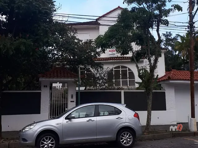 Casa para alugar, no bairro Centro em Petrópolis
