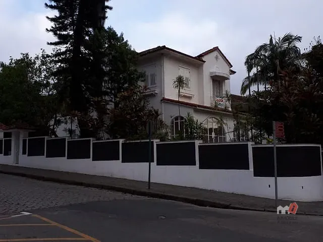 Casa para alugar, no bairro Centro em Petrópolis