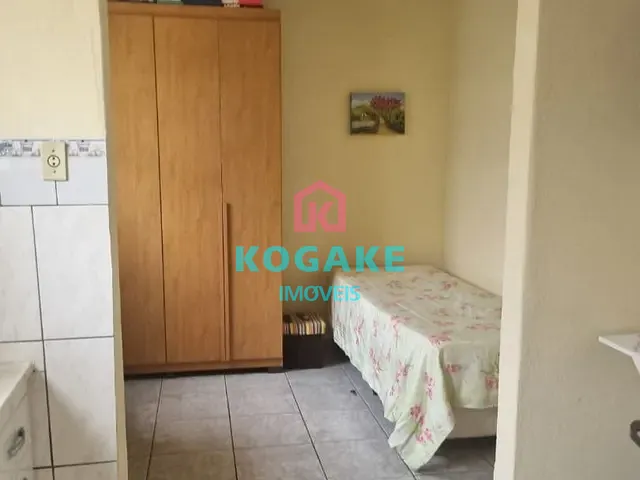 Casa com 713m² 8 quartos e 4 banheiros, à venda, no bairro Jardim São Dimas em São José dos Campos