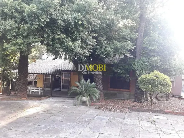 Casa com 8100m² 4 quartos e 3 banheiros, à venda, no bairro São Luiz em Gravataí