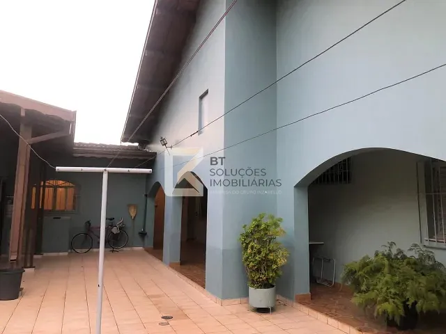 Casa 3 quartos e 3 banheiros, para alugar, no bairro Vila Almeida em Indaiatuba