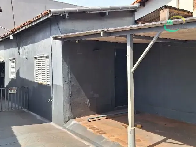 Casa com 303m² 2 quartos e 1 banheiro, à venda, no bairro Vila Nova em Campinas