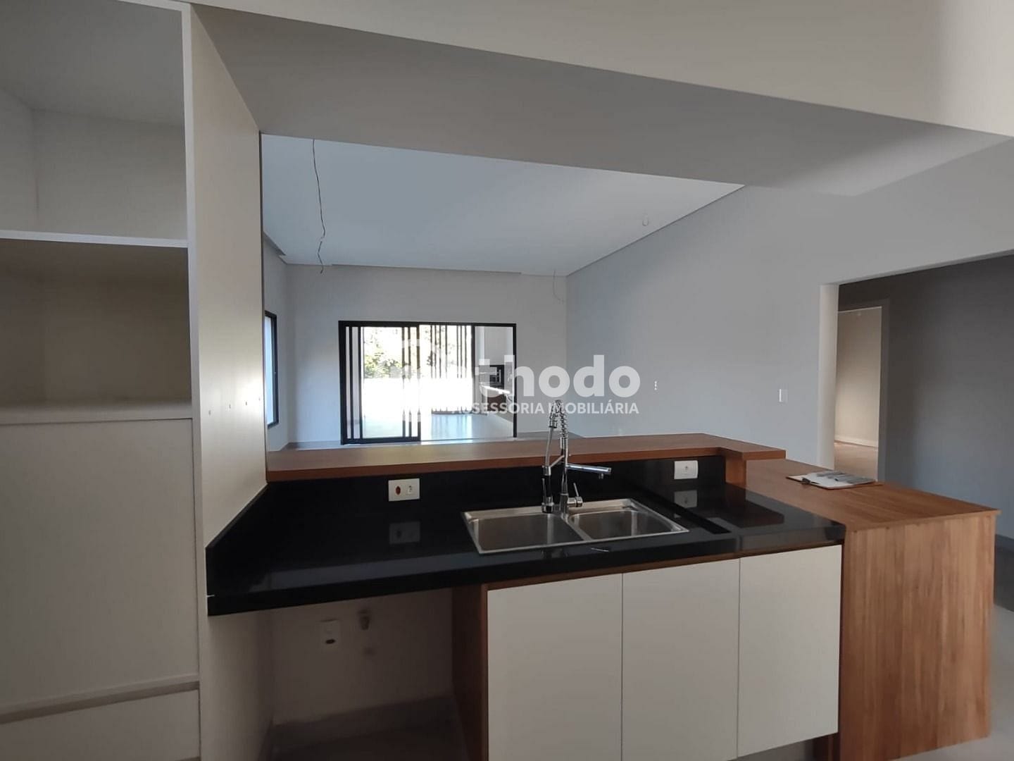 Casa, 4 quartos, 270 m² - Foto 11