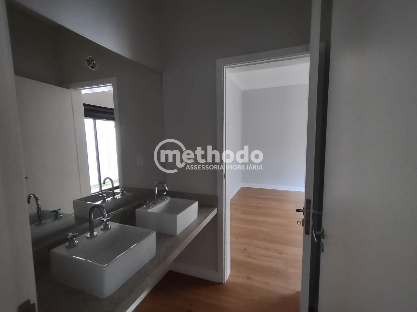 Casa, 4 quartos, 270 m² - Foto 29