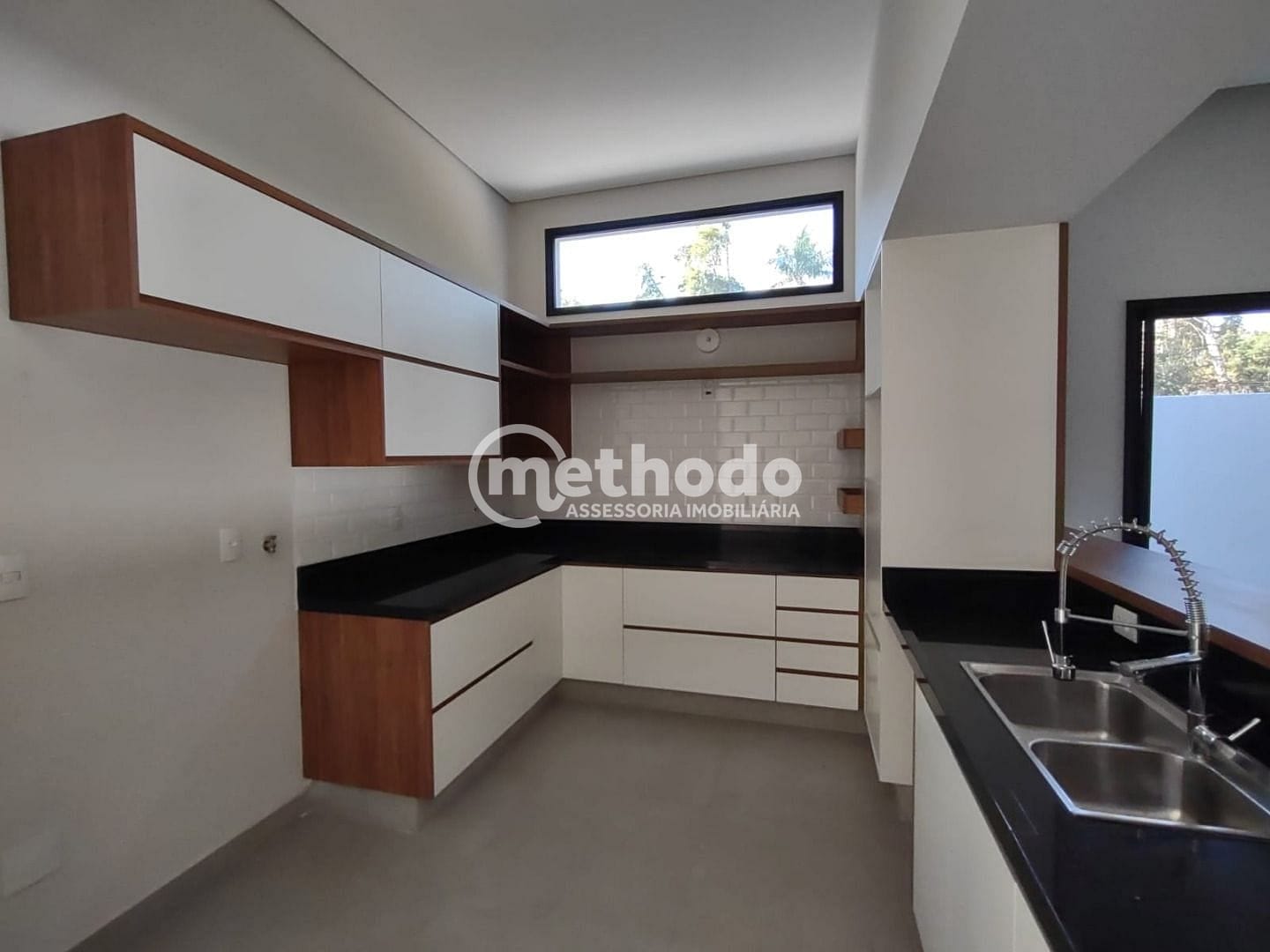 Casa, 4 quartos, 270 m² - Foto 8
