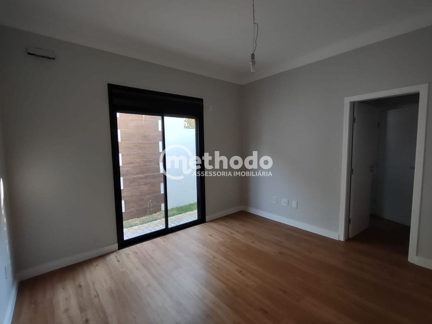 Casa, 4 quartos, 270 m² - Foto 28