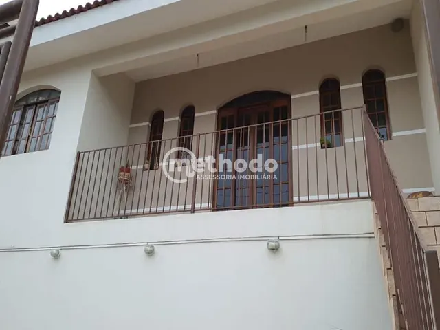 Casa com 300m² 2 quartos e 2 banheiros, à venda, no bairro Ana Carolina em Valinhos