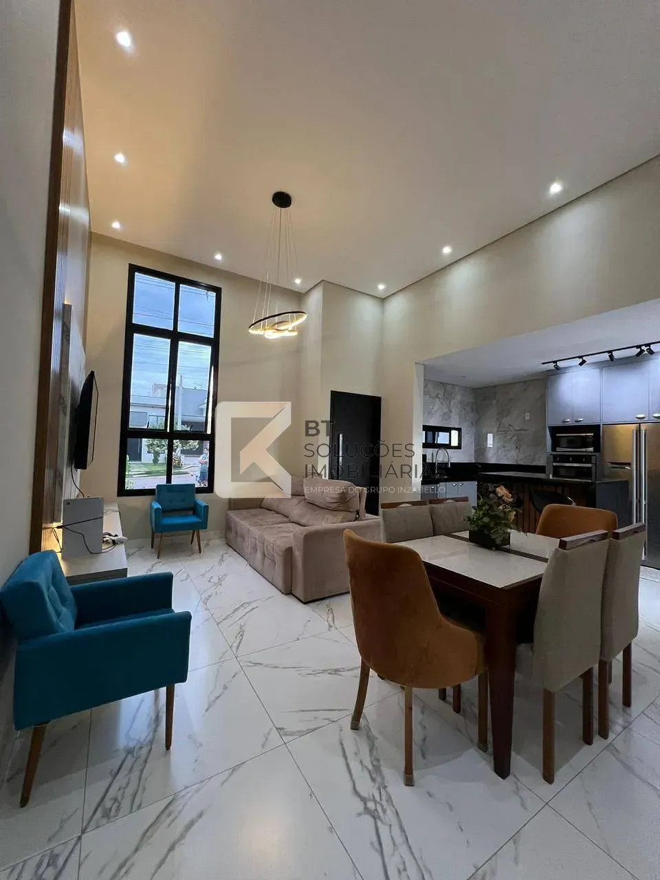 Casa, 3 quartos, 110 m² - Foto 1