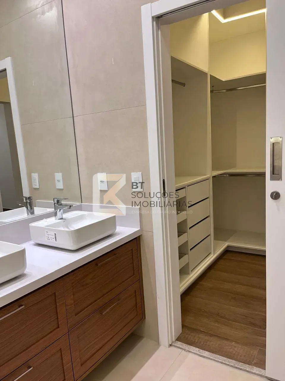 Casa, 3 quartos, 300 m² - Foto 56