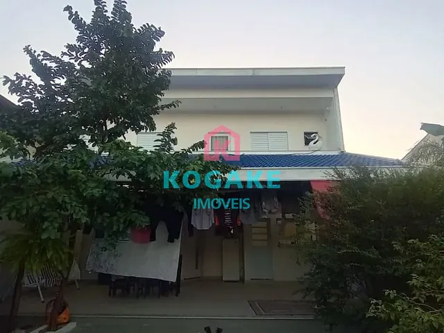 Casa com 250m² 2 quartos e 3 banheiros, à venda, no bairro Cidade Vista Verde em São José dos Campos