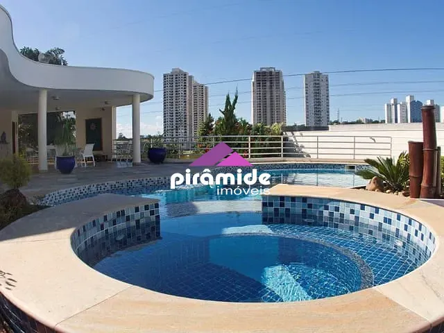 Casa com 1600m² 5 quartos e 9 banheiros, à venda, no bairro Jardim das Colinas em São José dos Campos